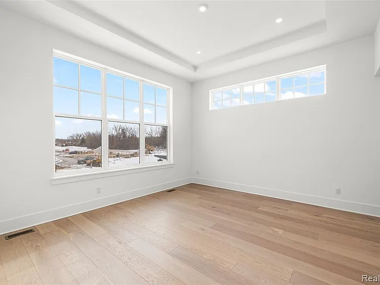 416 S Center St — Photo 13