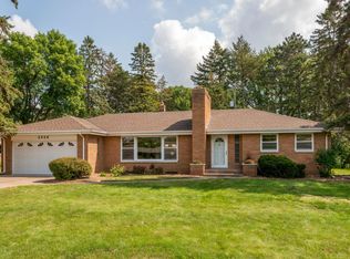 2426 Pascal St, Saint Paul, MN 55113