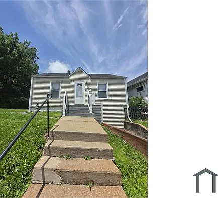 1345 Gregan Pl — Photo 2