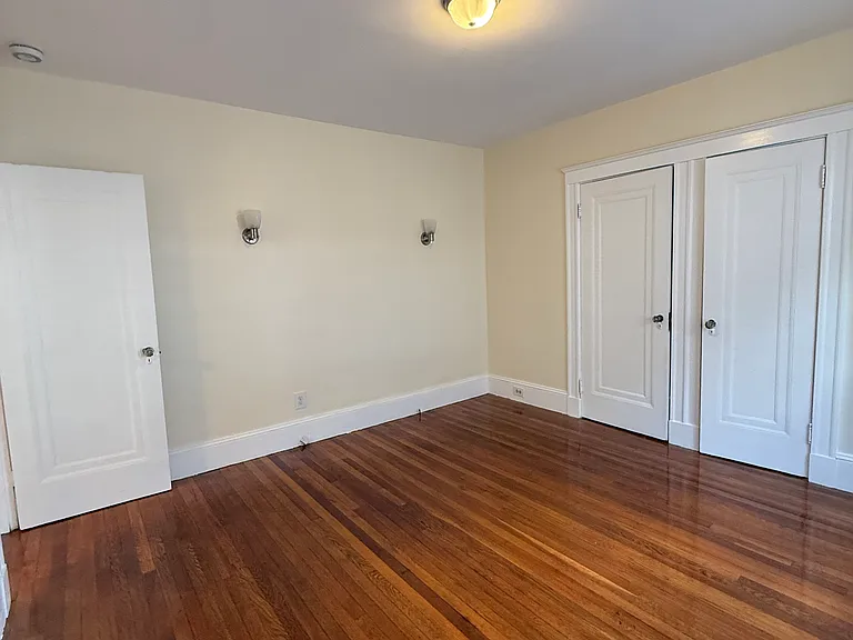 68 Poplar St #1 — Photo 5