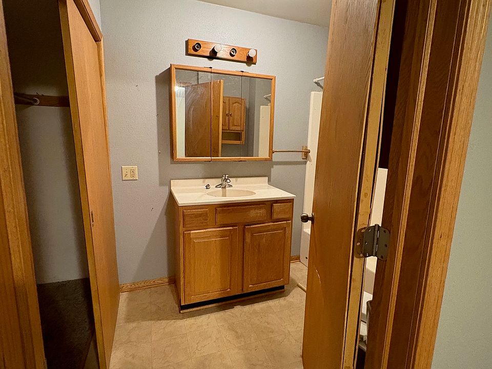 1st image of 218 W Central Ave