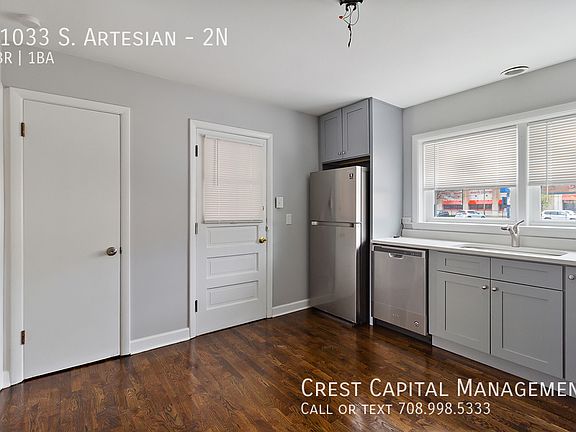 3rd image of 11033 S Artesian Ave #2N