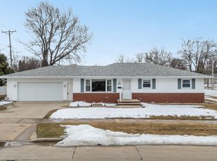 2601 E Henry St, Appleton, WI 54915