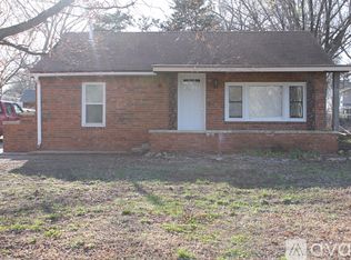 1615 N 6th St, Arkansas City, KS 67005