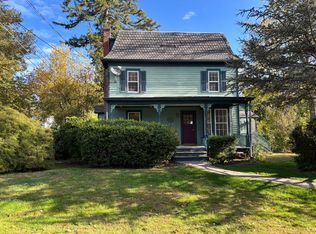 8 Lloyd Ave, Branchville, NJ 07826