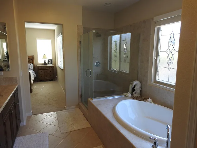 4897 Carriage Run Dr — Photo 15