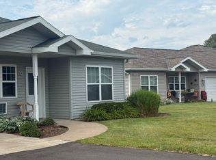 805 W Lucas Ln, Ellsworth, WI 54011