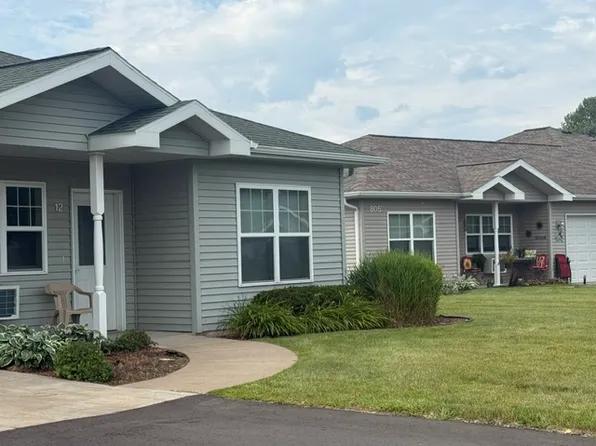 787 W Lucas Ln, Ellsworth, WI 54011