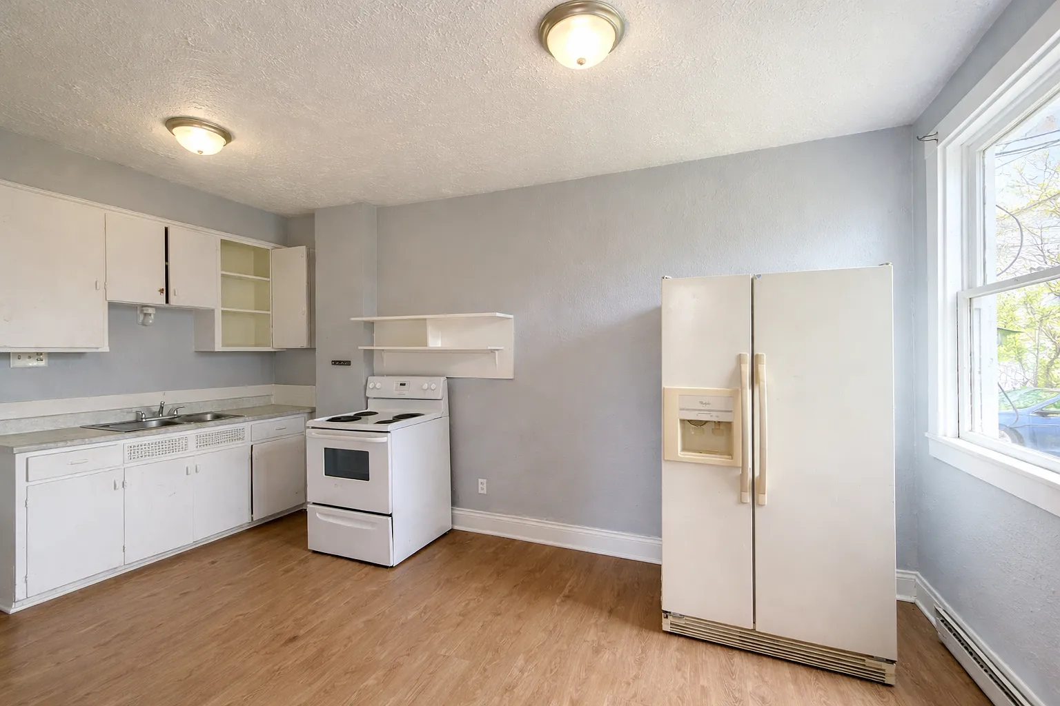510-518 N College - 518 — Photo 3