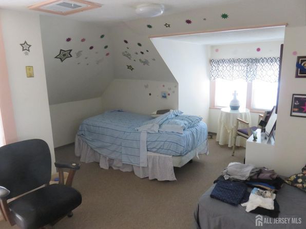 132 Kearny Ave, Perth Amboy, NJ 08861