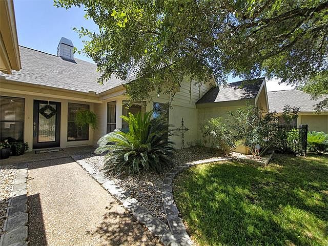 1st image of 20649 Highland Lake Dr
