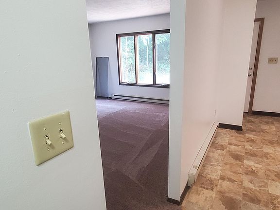 3rd image of 404 McLane Ave #404