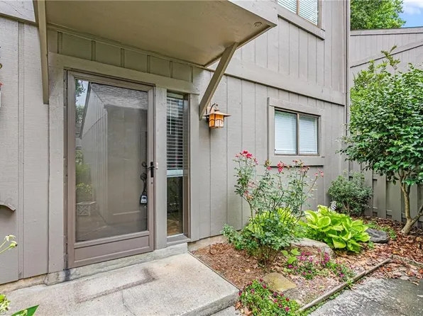 236 Northpoint Ave Unit H, High Pt, NC 27262