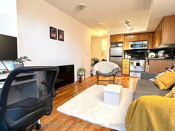 4th image of 231 Fort York Blvd #618