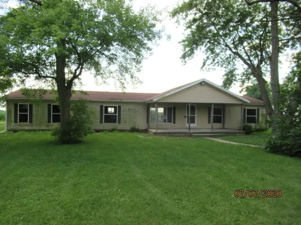 1 Leney Ct, Ogden, IL 61859