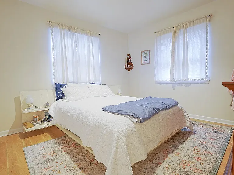 184 1st Ave #4 — Photo 8