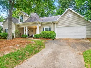119 Oak Ridge Dr, Greenwood, SC 29649