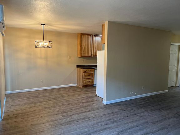 4th image of 4180 Oro Ln APT 3