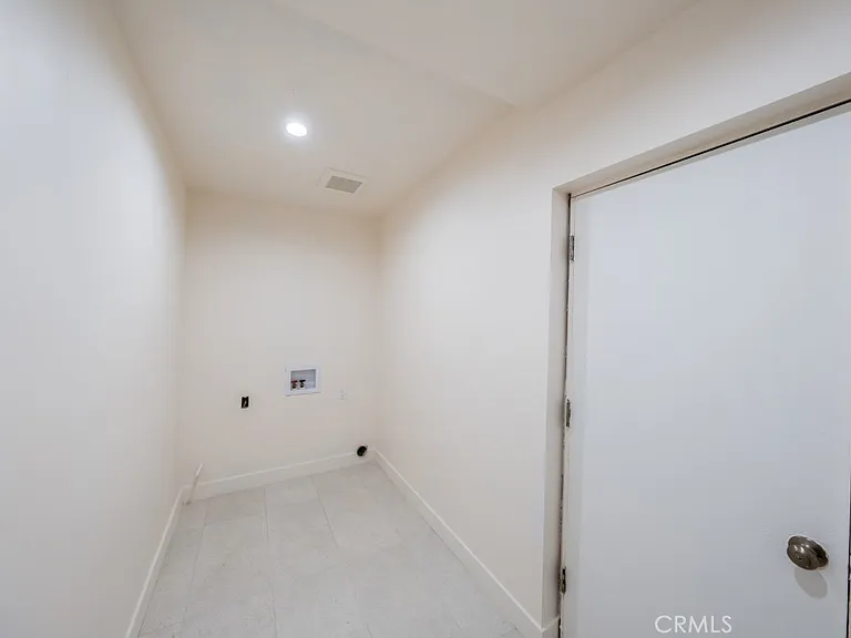 2217 Loma Verde Dr — Photo 7