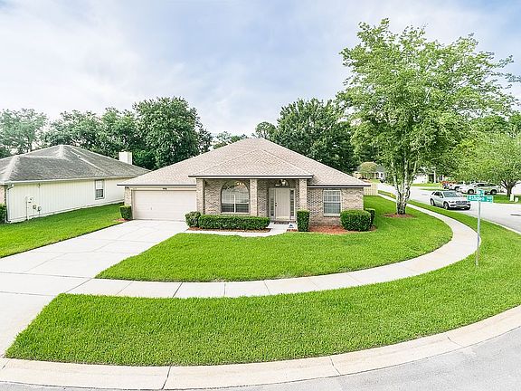 2nd image of 12675 Ashglen Dr S