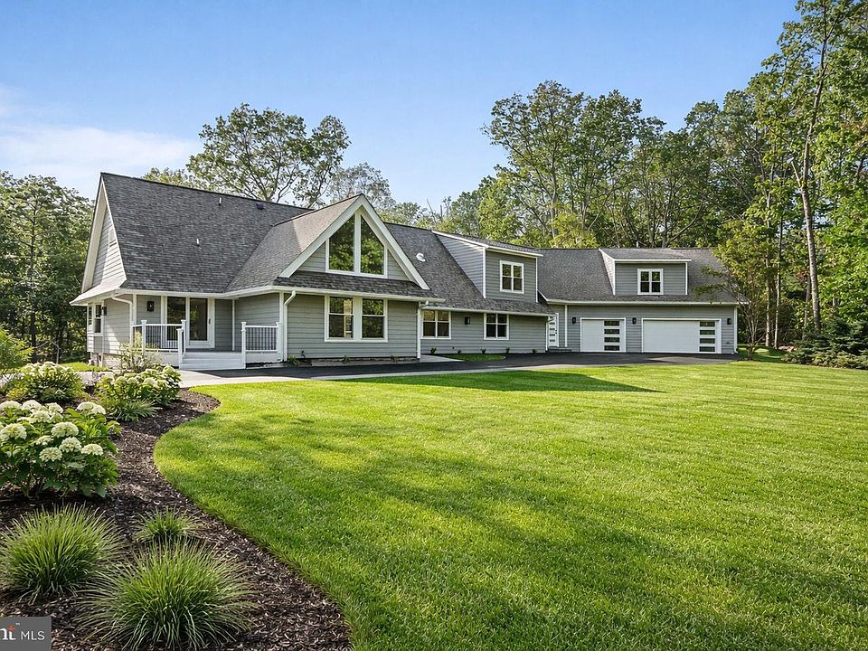 1st image of 10900 Hunter Station Rd