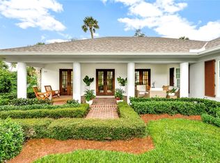 615 Riomar Dr, Vero Beach, FL 32963