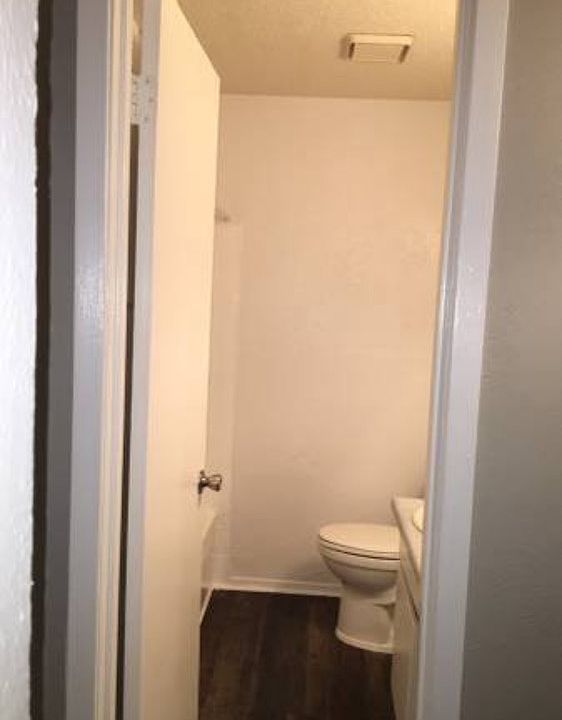 1st image of 403 S Ballard Ave APT 105