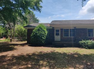 1205 James St, Apex, NC 27502