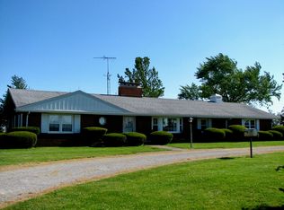 975 E County Road 600n, Arcola, IL 61910