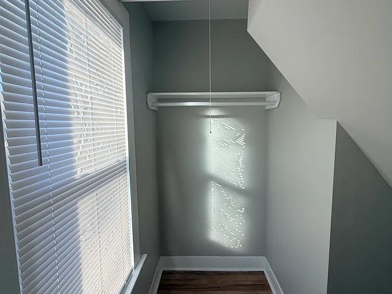 253 W Ivy St — Photo 12