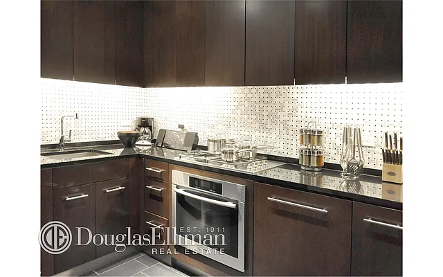 Rented by Douglas Elliman | media 61