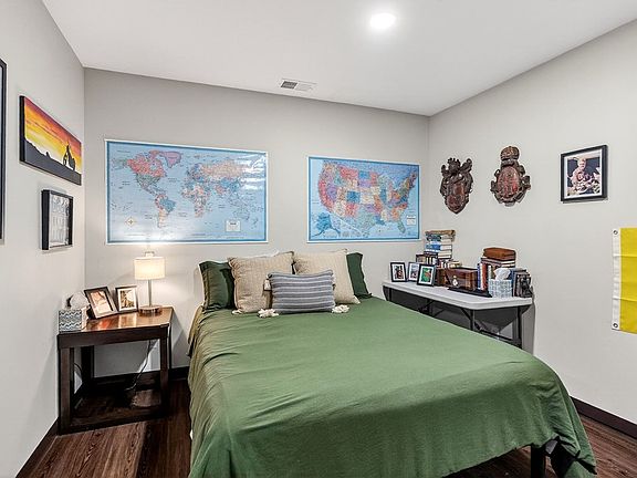 53rd image of 3001 Tulip Ln