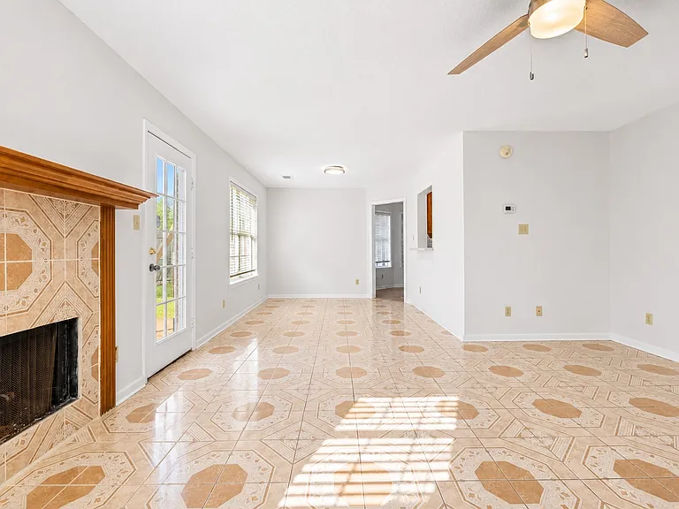 7361 Appling Ridge Dr — Photo 4