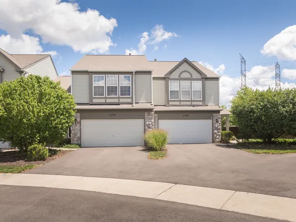3306 Bromley Ln, Aurora, IL 60502