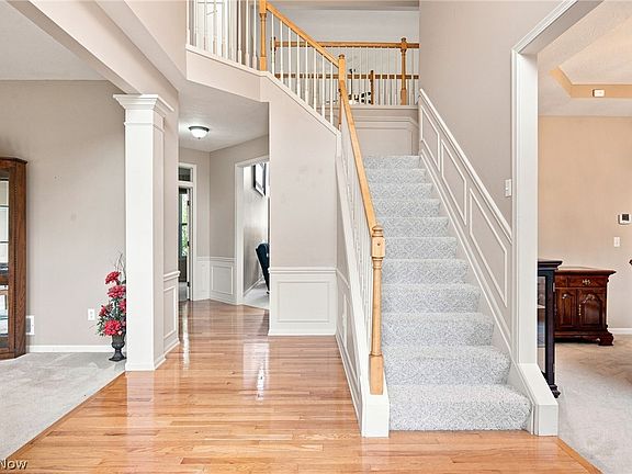 3rd image of 465 Wilmington Dr