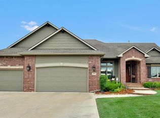 1523 N Ridgehurst St, Wichita, KS 67230