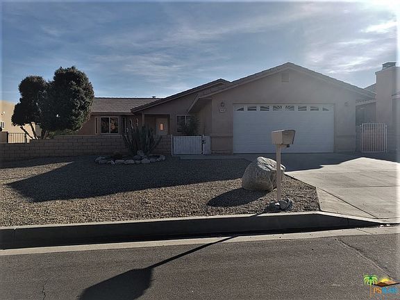 2nd image of 64405 Spyglass Ave