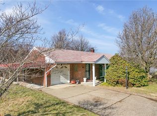 1215 Ridge Rd, Ambridge, PA 15003