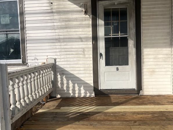 56 S Governors Ave APT B