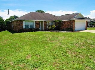 1989 Coral Reef Rd, Pensacola, FL 32506