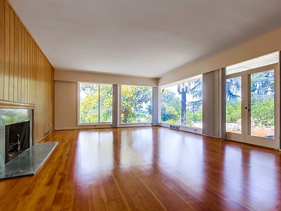 4th image of 1134 S Mollison Ave