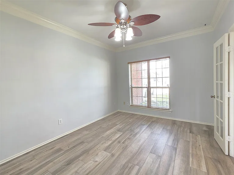 10038 Barr Lake Dr — Photo 6