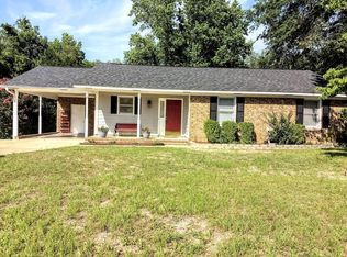 802 Club Ln, Sumter, SC 29154