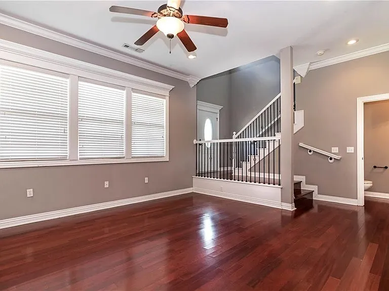 525 N Rupple Rd — Photo 11