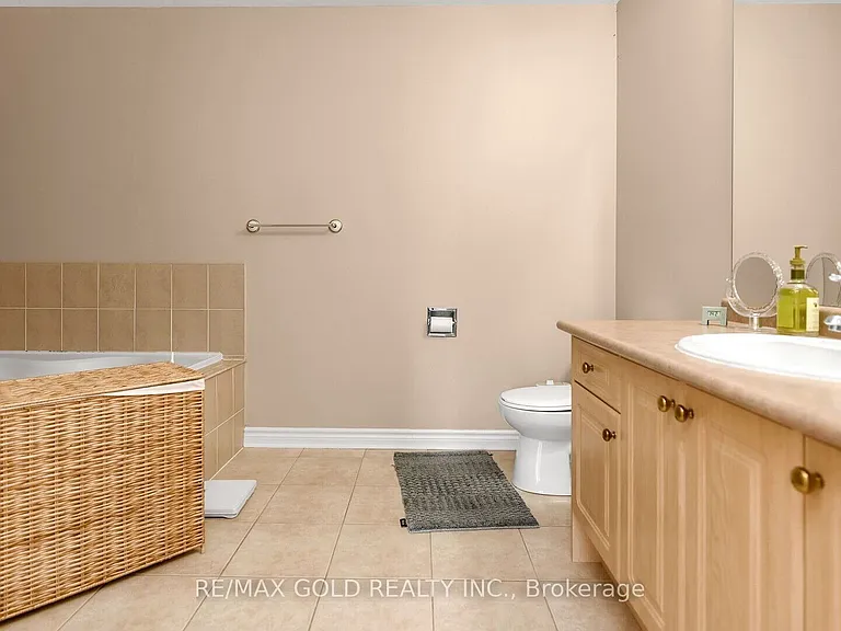 17 Echoridge Dr — Photo 34