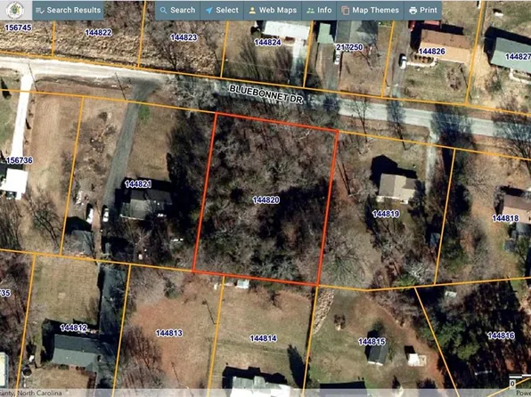 4019 Bluebonnet Dr, Greensboro, NC 27407