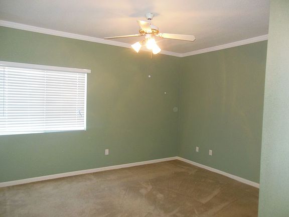 5th image of 3161 Saginaw St