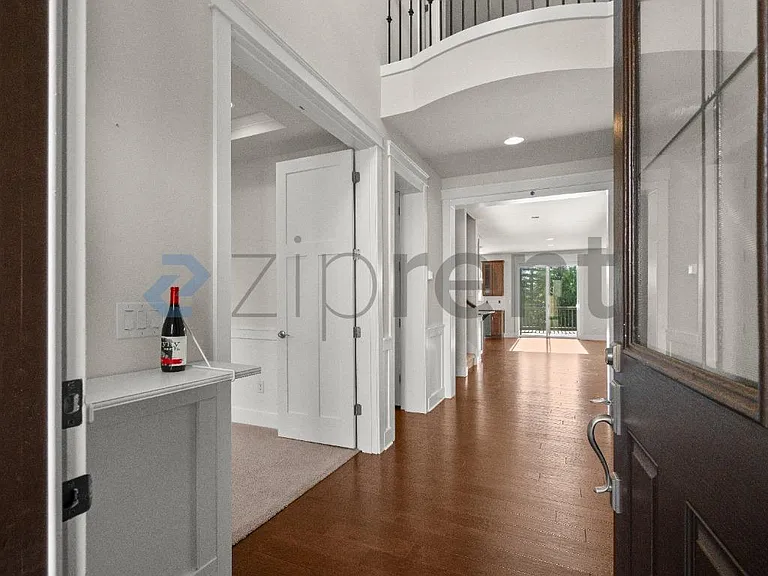 5099 229th Ave SE — Photo 3