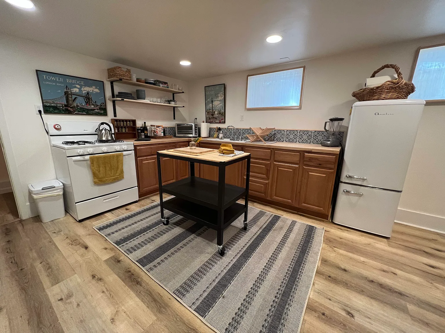 318 Clay St — Photo 2