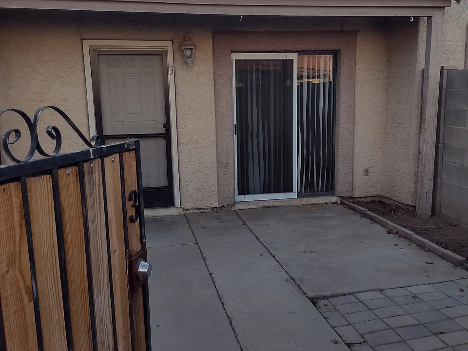 209 E Loma Linda Blvd #3